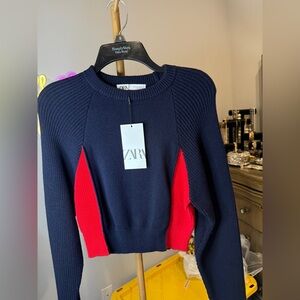 Zara Dark Knit Pullover